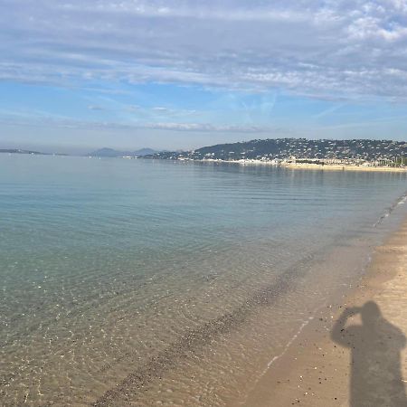 Grand Studio 7 Minutes De La Plage Et Climatise Sur Juan Les Pins Antibes Exterior foto
